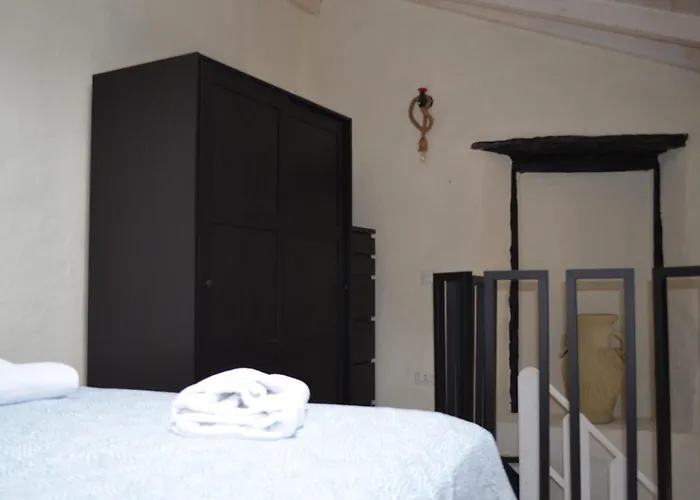 La Taverna * 伊格莱西亚斯